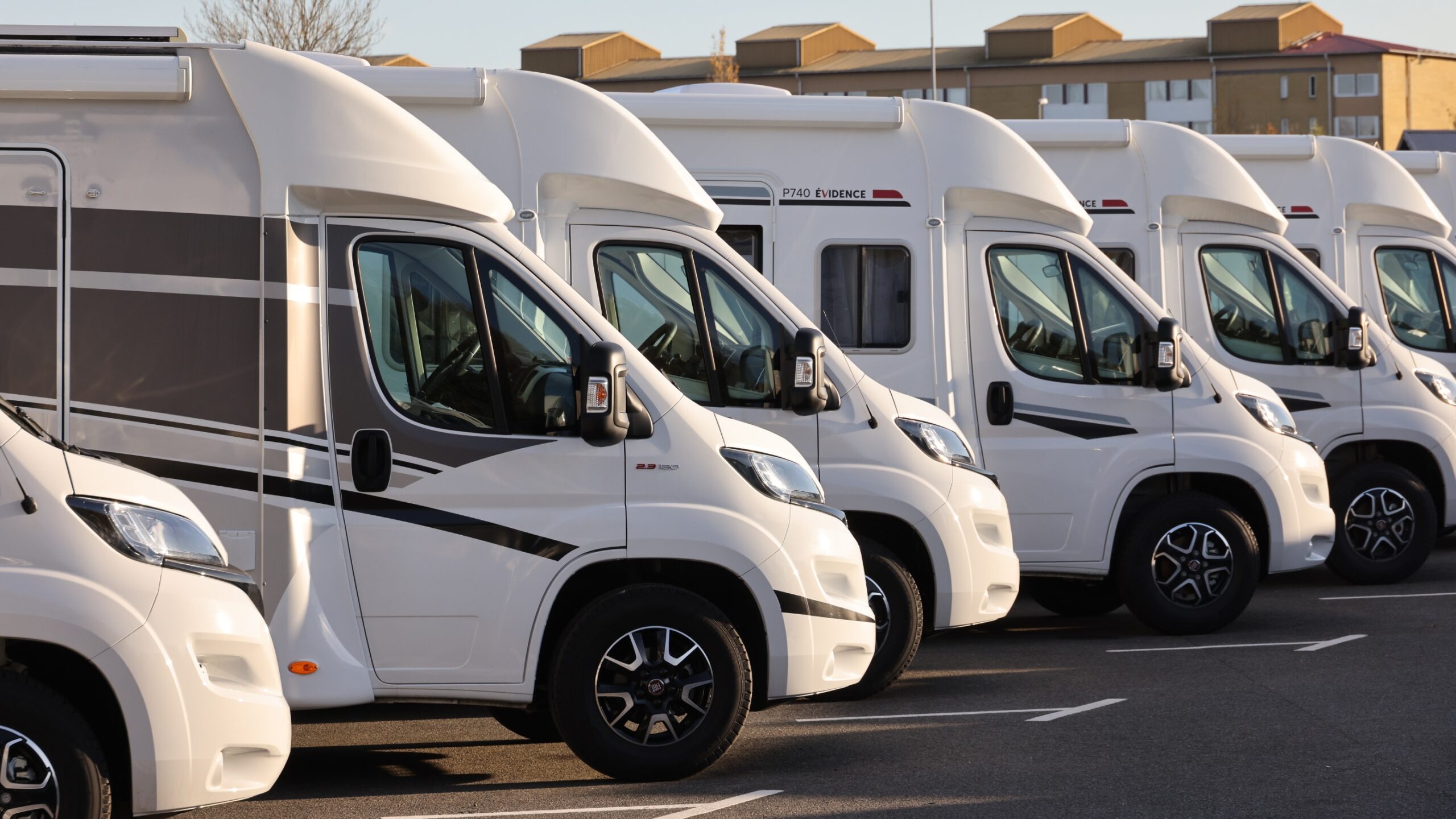 Är det värt att sälja via förmedling?