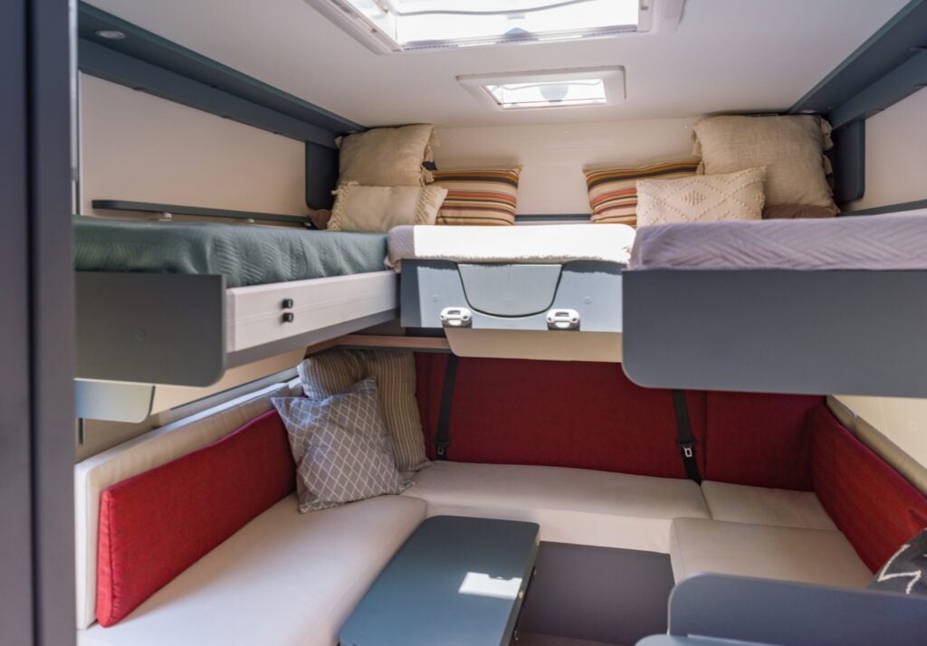 Laika Kosmo 105, taksäng