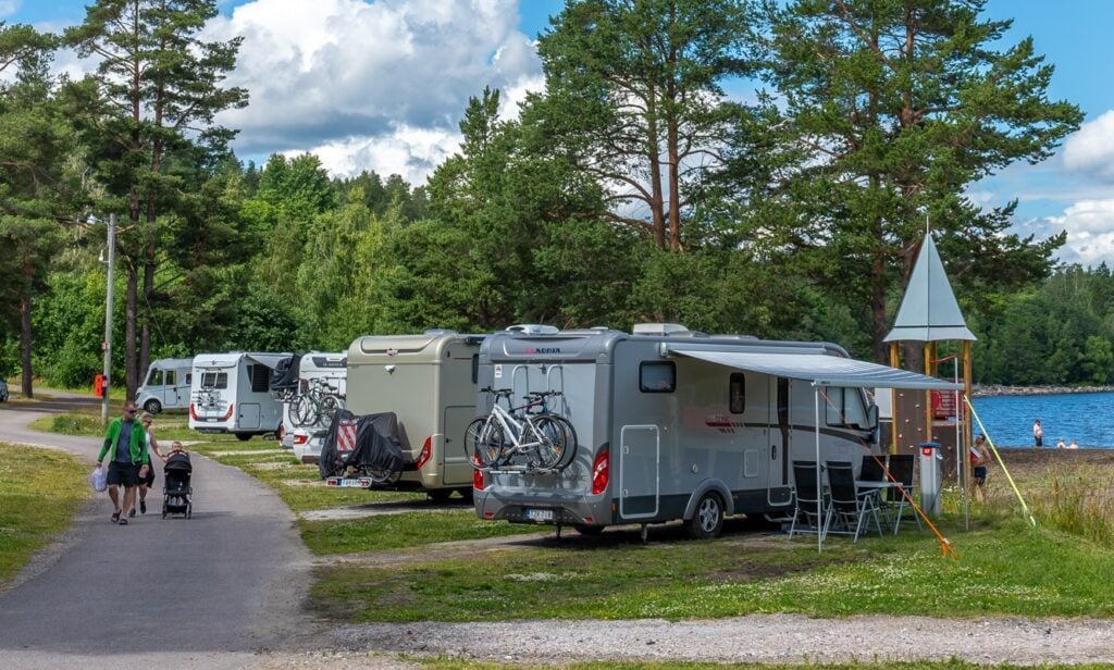 First Camp Fläsian, gräddhyllan