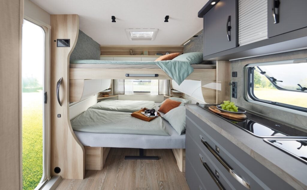 Hobby De Luxe 515 UHL, sovplatser