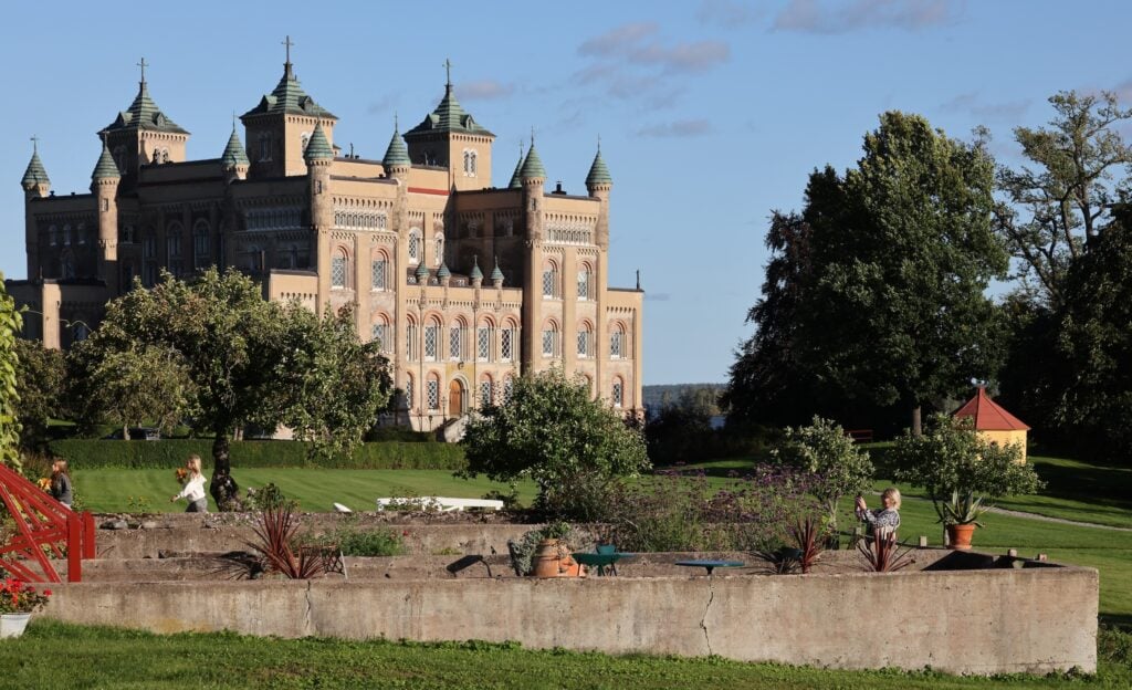Stora Sundby slott