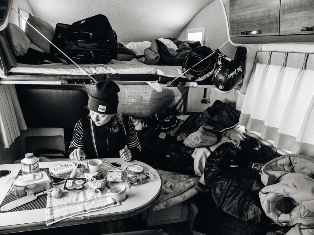 Inomhus i husbilen, Japan