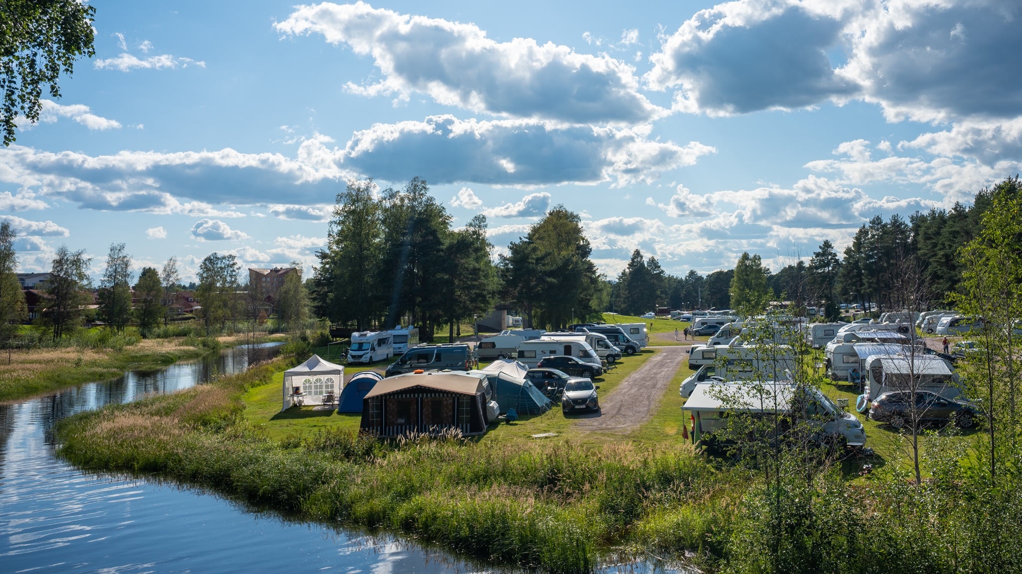 First Camp Mora-parken: Mitt i Vasaloppsspåret