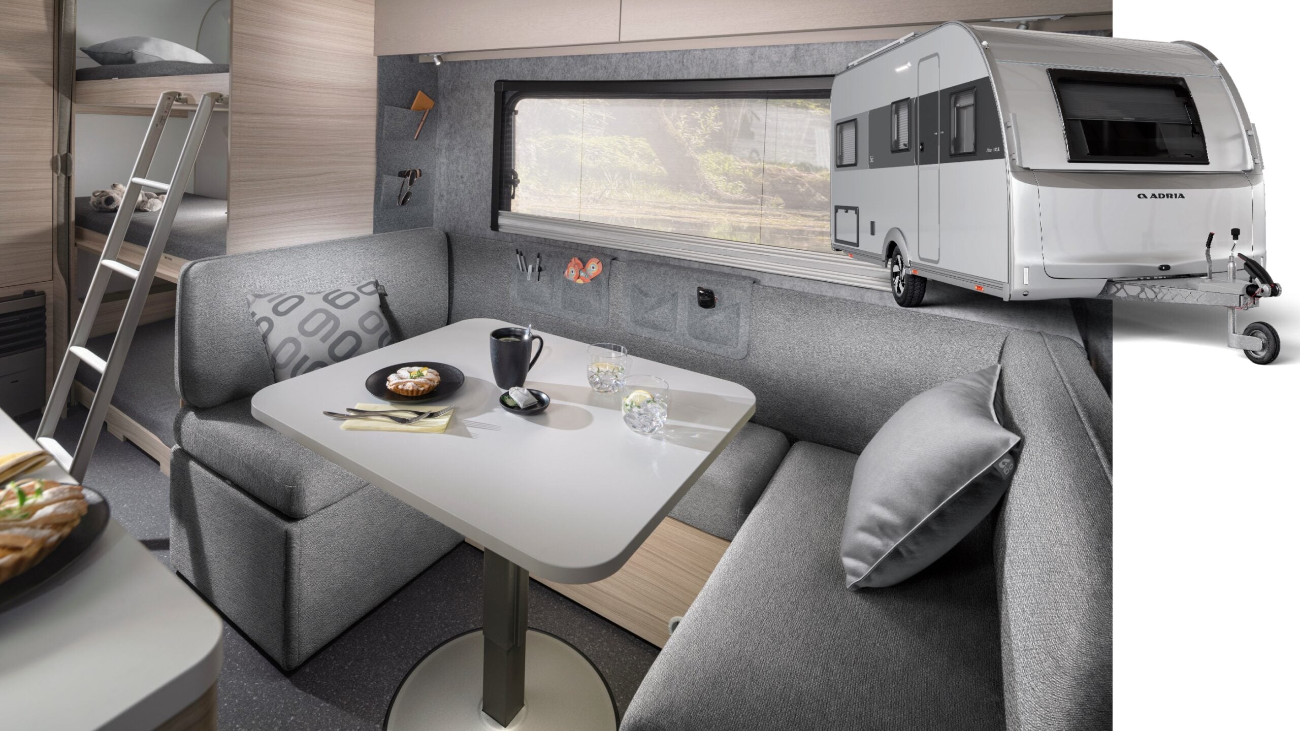 Adria Altea 522 PK 60Y: En liten jubilar