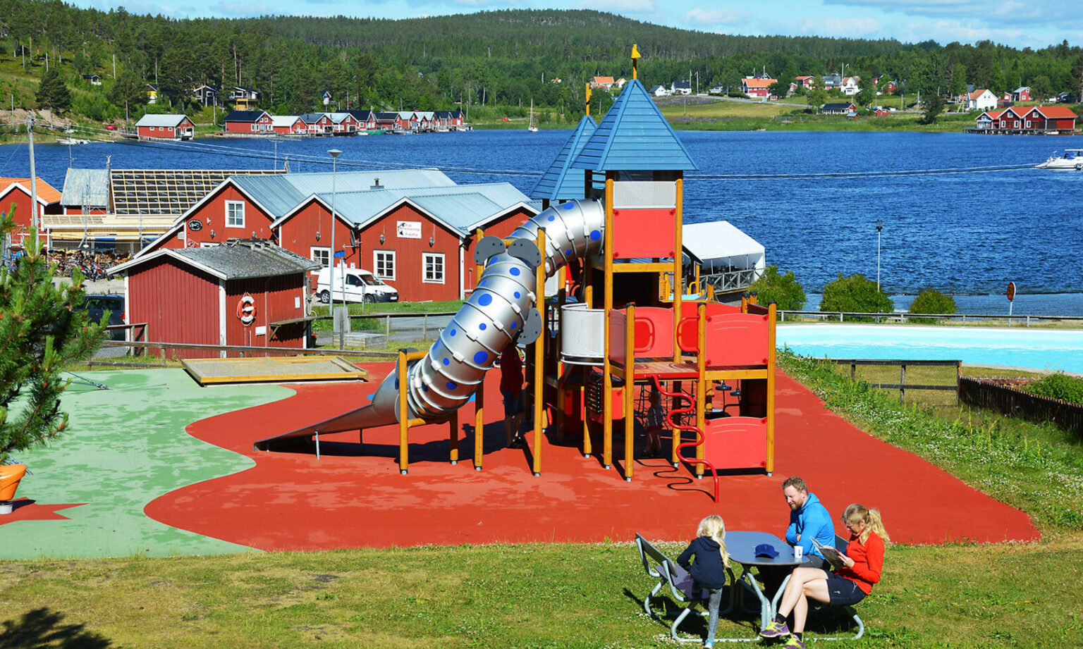 Norrfällsvikens camping Bastu och surströmming Husvagn & Camping